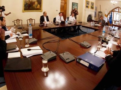 Hardliners dissatisfied with Anastasiades’ briefing