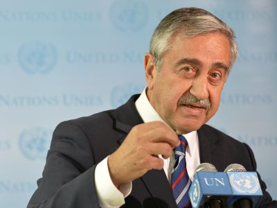 Akıncı to go to New York