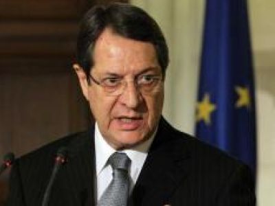 Anastasiades: “Russian warplanes can use airports”