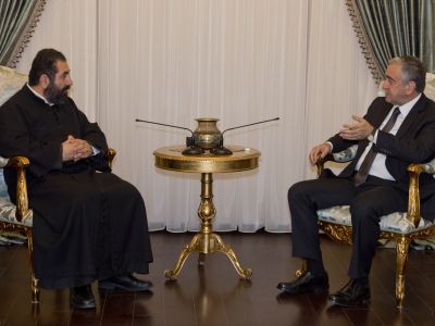Akıncı received Maronites from Gürpınar