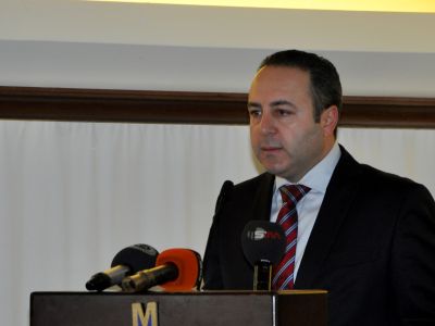 The European Union Commission introduces acquis