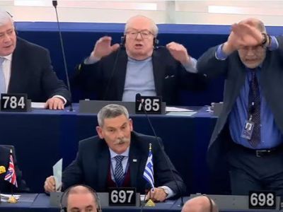 Greek deputy who insulted Turks was fired from the European Parliament session
