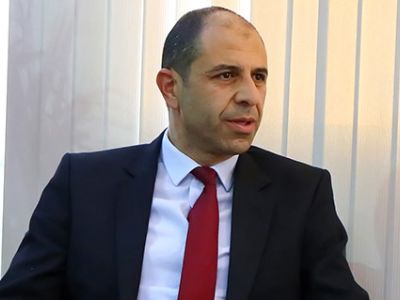 Özersay continues his contacts in New York