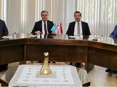 Foreign Minister Ertuğruloğlu receives the delegation of the International Universities Council