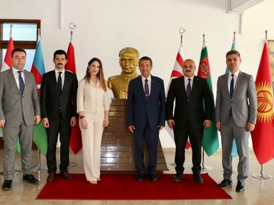 Foreign Minister Ertuğruloğlu receives TİSAV delegation