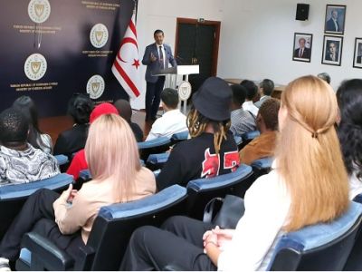 Foreign Minister Ertuğruloğlu briefs CIU students