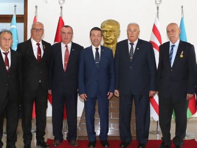 Ertuğruloğlu receives Nusrettin Yuca and his delegation