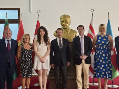 Foreign Minister Ertuğruloğlu receives British Journalists  