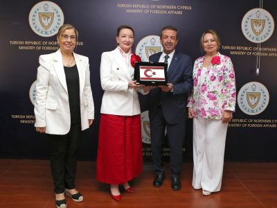 Foreign Minister Ertuğruloğlu receives Kazakhstan Businesswomen