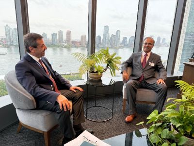 Ertuğruloğlu meets Majeed Khan