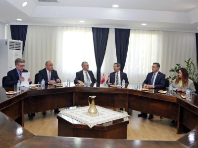 Minister Ertuğruloğlu receives Özügergin