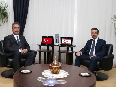 Foreign Minister Ertuğruloğlu meets with TURPKA Secretary-General Er